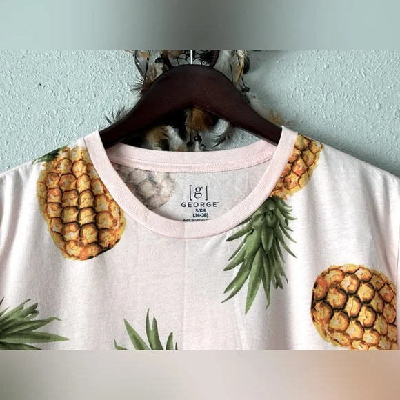 George Men’s Small Pink Pineapple T-Shirt Vacation Tee Casual Summer Menswear - Picture 5 of 10